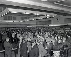 Vinmonopolets utsalg i Storgata 33. Mai 1951