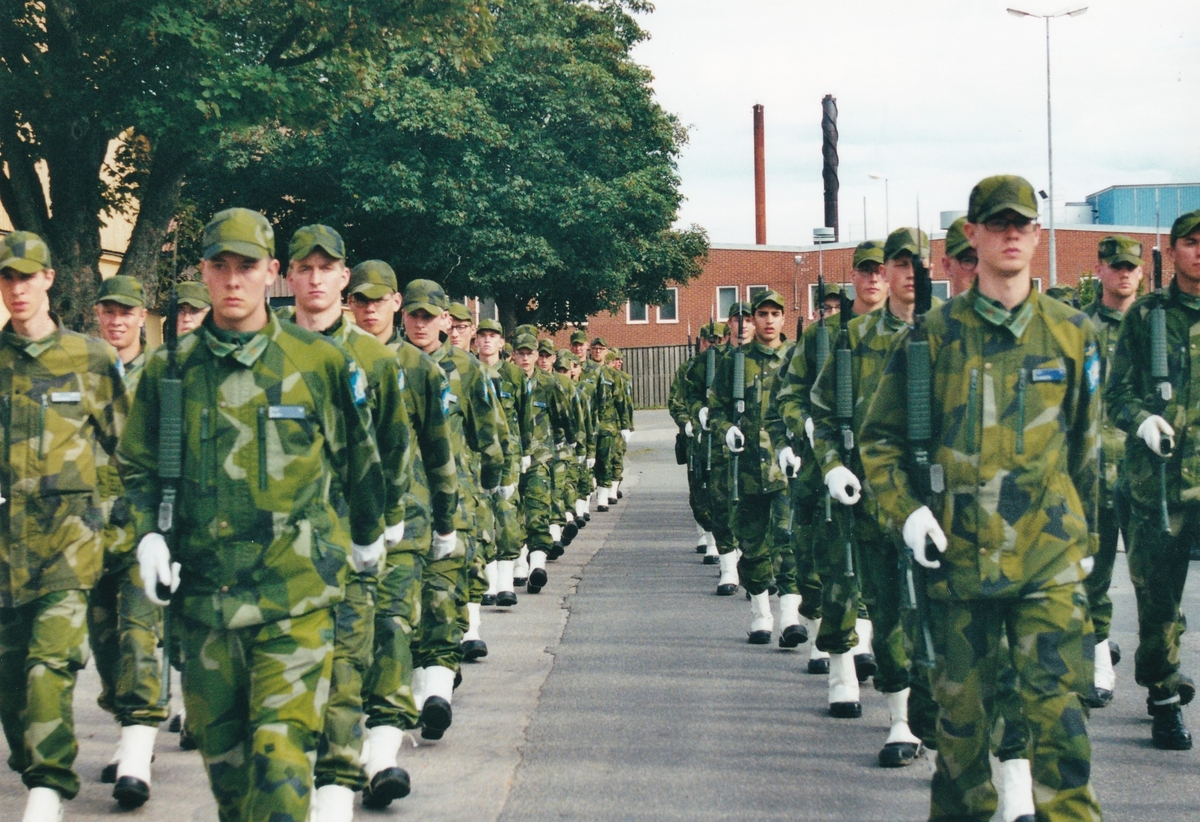Göta Trängregemente. Högvaktsträning 2000.