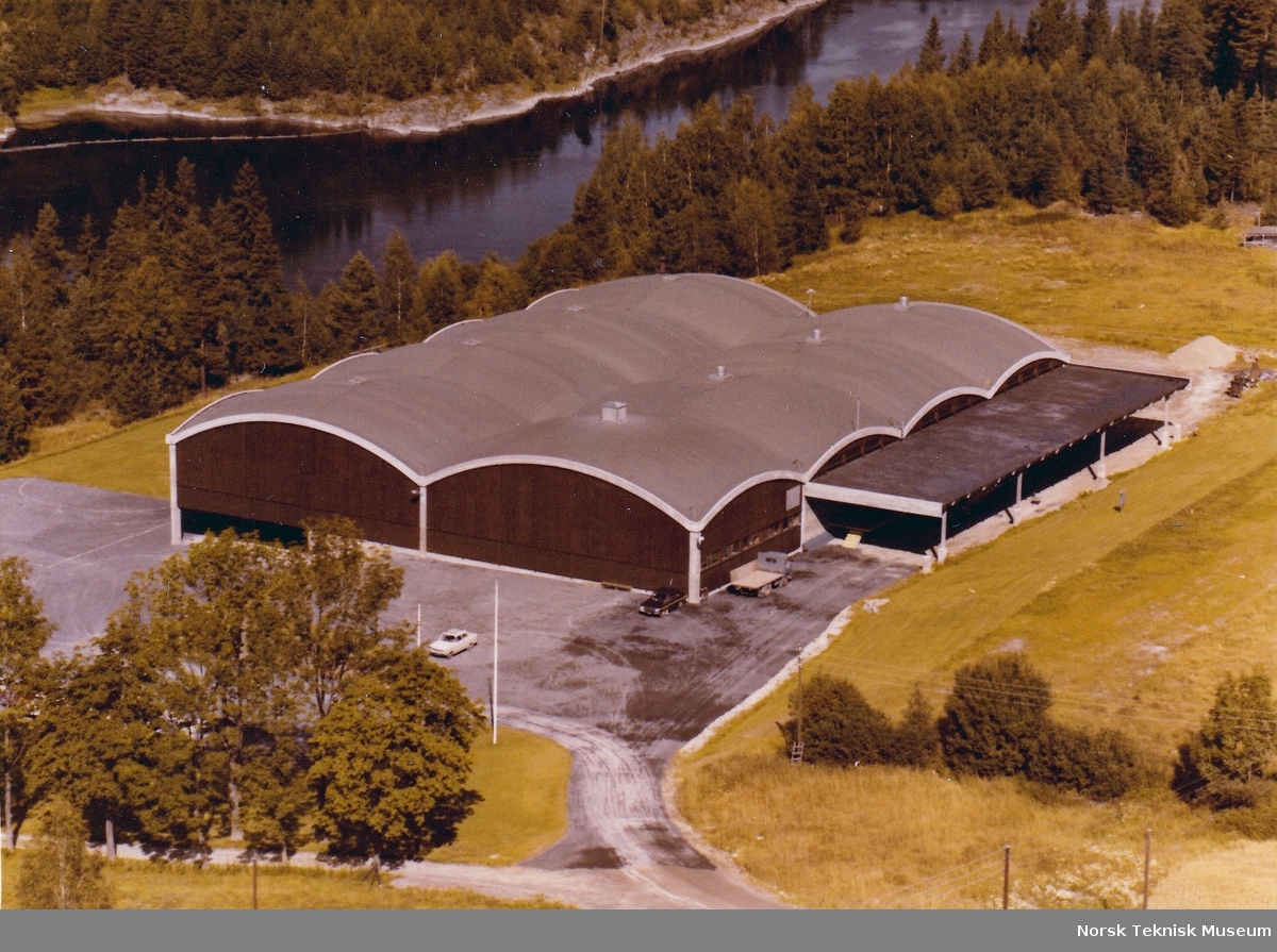 ELKO-fabrikken på Sporpind i Åmot, Modum, ca. 1970
