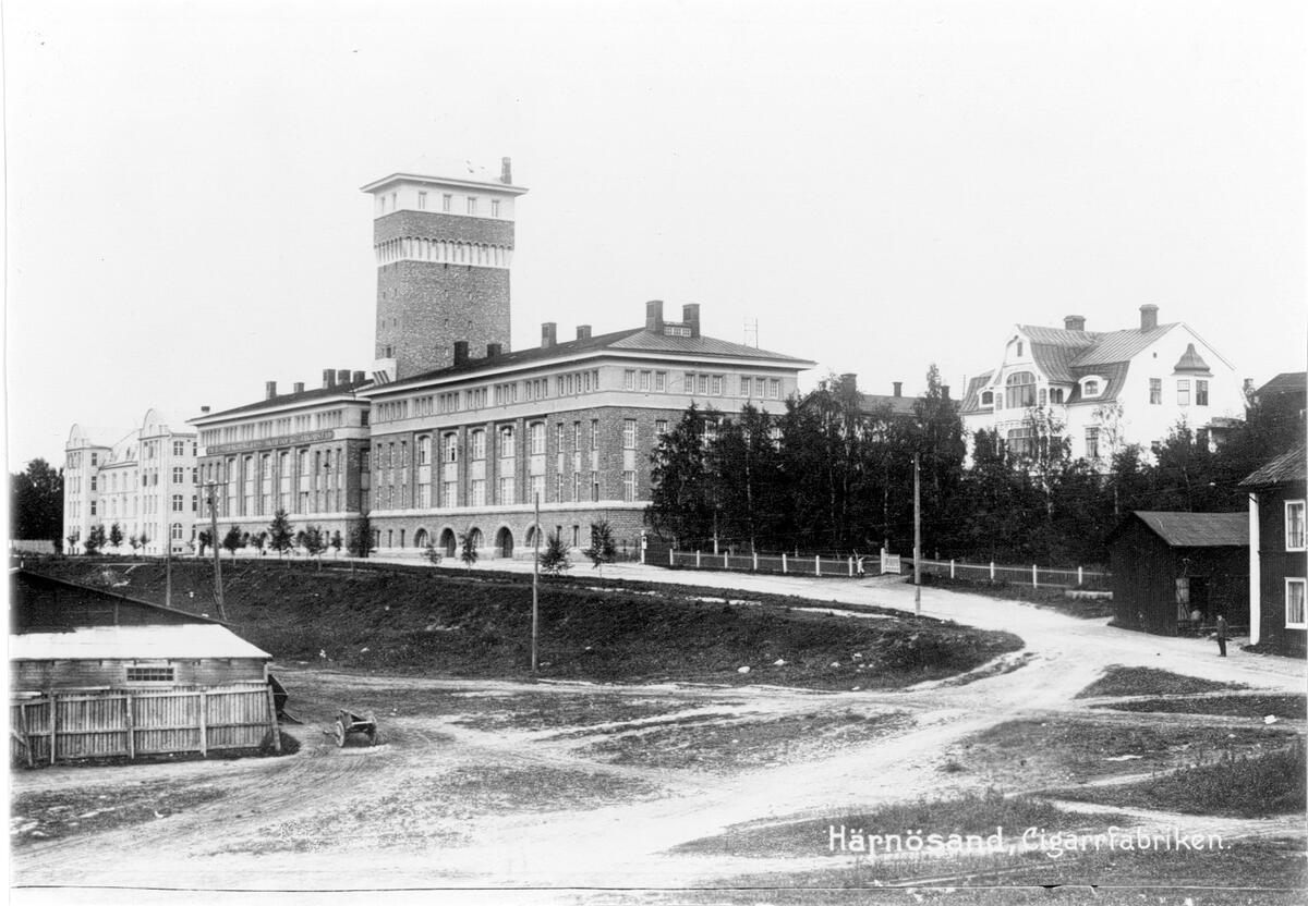 Tobaksmonopolets fabrik. Ritad av arkitekten Torben A. Grut ...