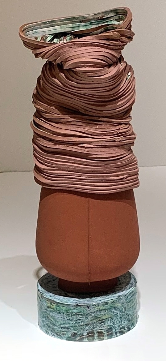Vase m/topp [Skulptur]