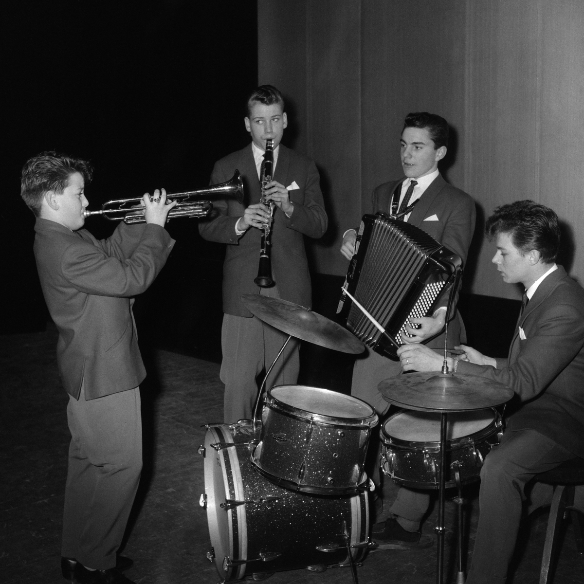 Lill-Ljungans orkester, 1957.