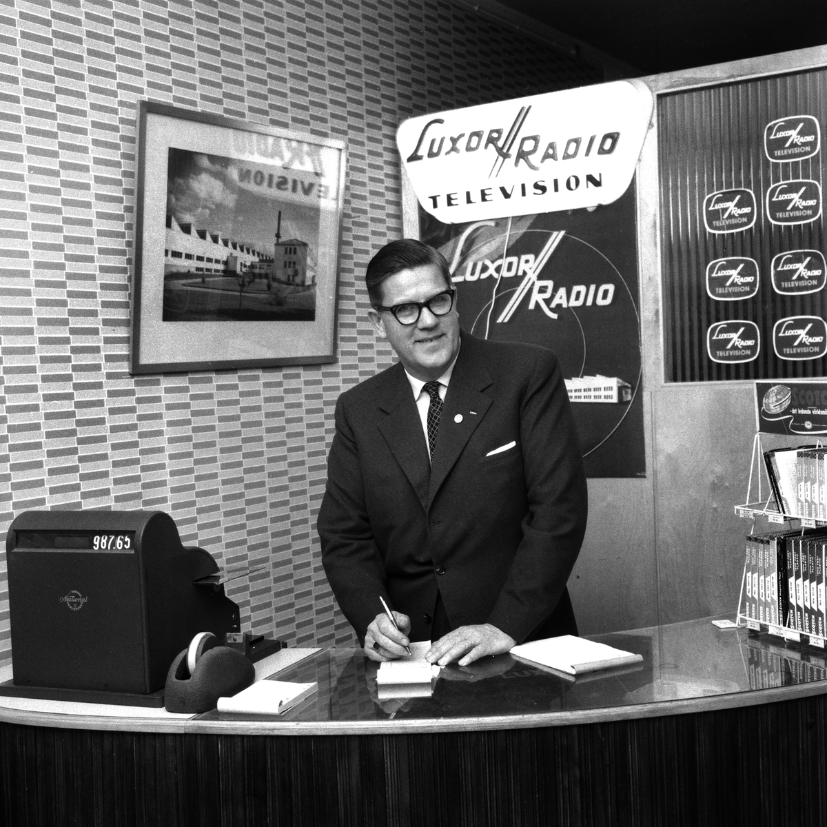 Luxor Radio och TV affären på Ågatan, 1960.