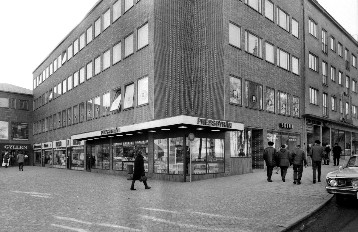 Pressbyrån som låg i det nybyggda huset på Storgatan 28. 1969