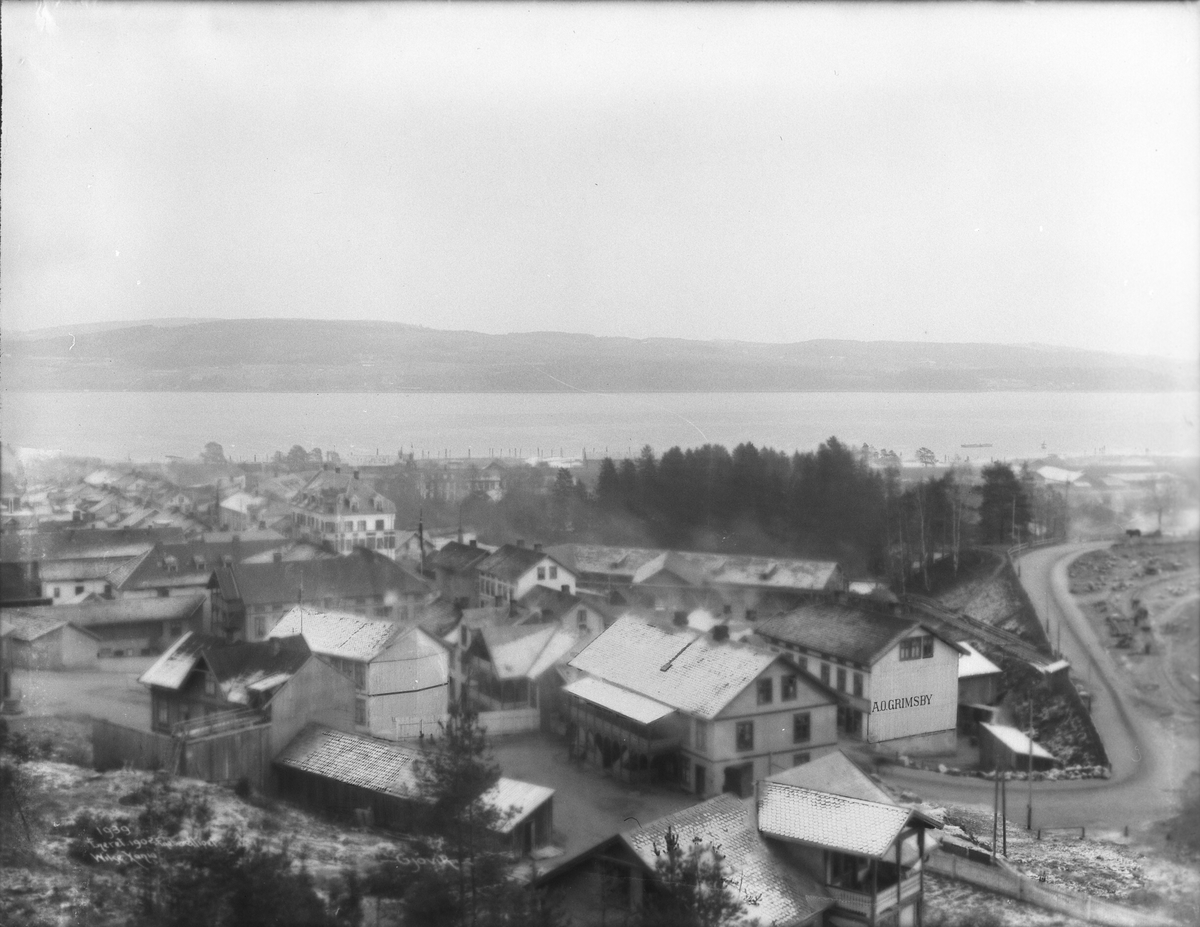 Gjøvik - Panorama fra Hovde 24.nov. 1902