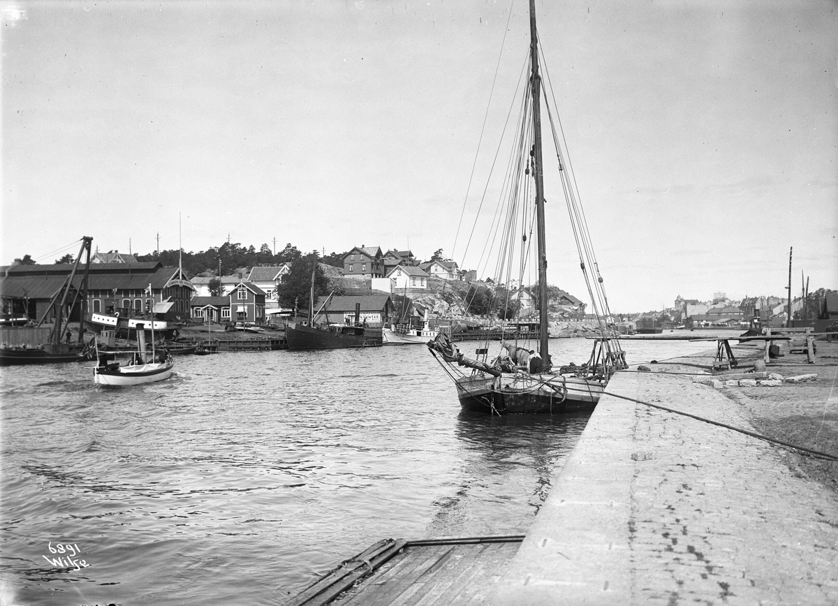 Elveparti fra Kråkerøy. Fotografert i 1907.