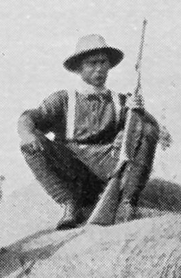 Norsk (?) sjømann, soldat/offiser, gullprospektør og jeger som jaktet i Lado-enklaven omkring 1909 og prosjekterte etter gull i østlige Kongo
