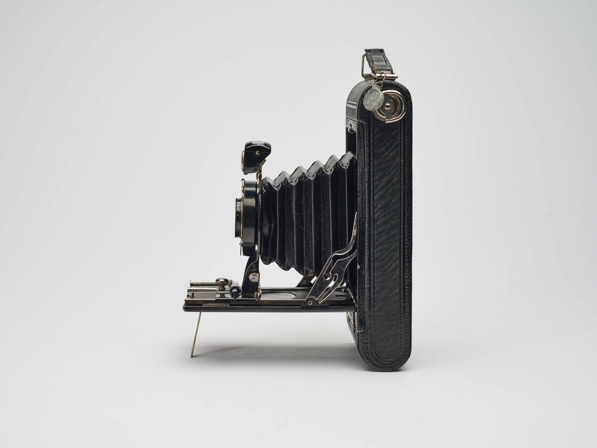 No. 1A Pocket er et foldekamera for 116 rullfilm, produsert av Kodak. Kameraet ble produsert i sort fra 1926-1931 og i fargene blå, brun, grønn og grå i perioden 1929-1932.

Mange av Kodaks foldekameraer i Pocket-serien har Autographic funksjonen, men det inngår ikke i kameraets navn.