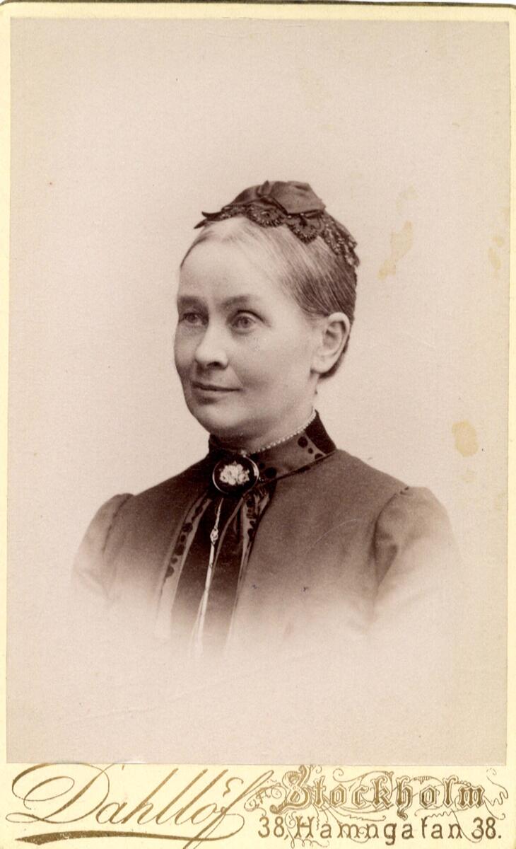 Fru Ebba Dellwik född Collander. Alfred Dahllöf Hamngatan 38 Stockholm.