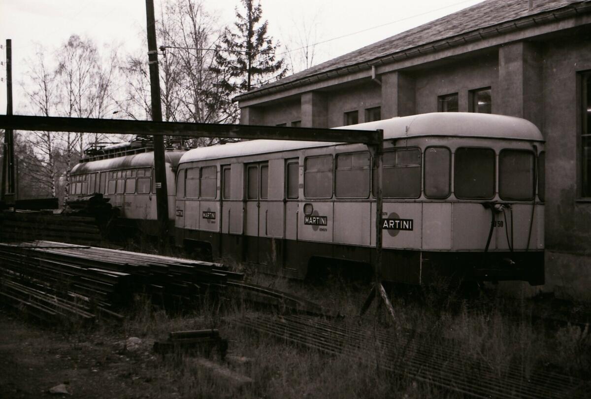 Ekebergbanen, nr. 1050 og 1020, bortsatt, på Holtet. 1967.