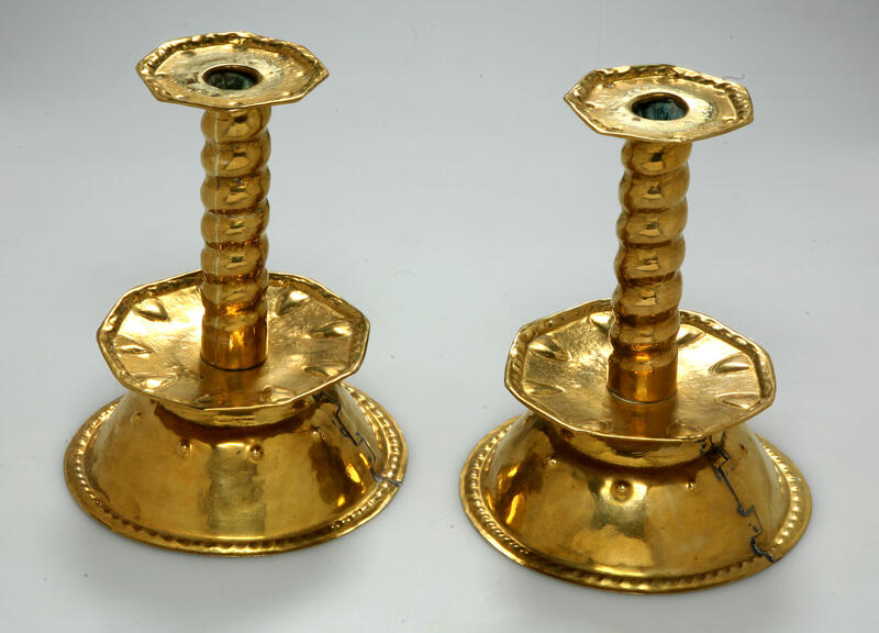 Two «Nanna» candlesticks in brass. Copies of baroque altar candlesticks from the 18th century. Made by Oliver Larsen, 1930 in Haugesund.