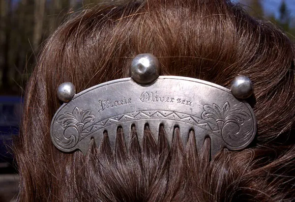 Marie Lovinie Oliversens' hair comb.