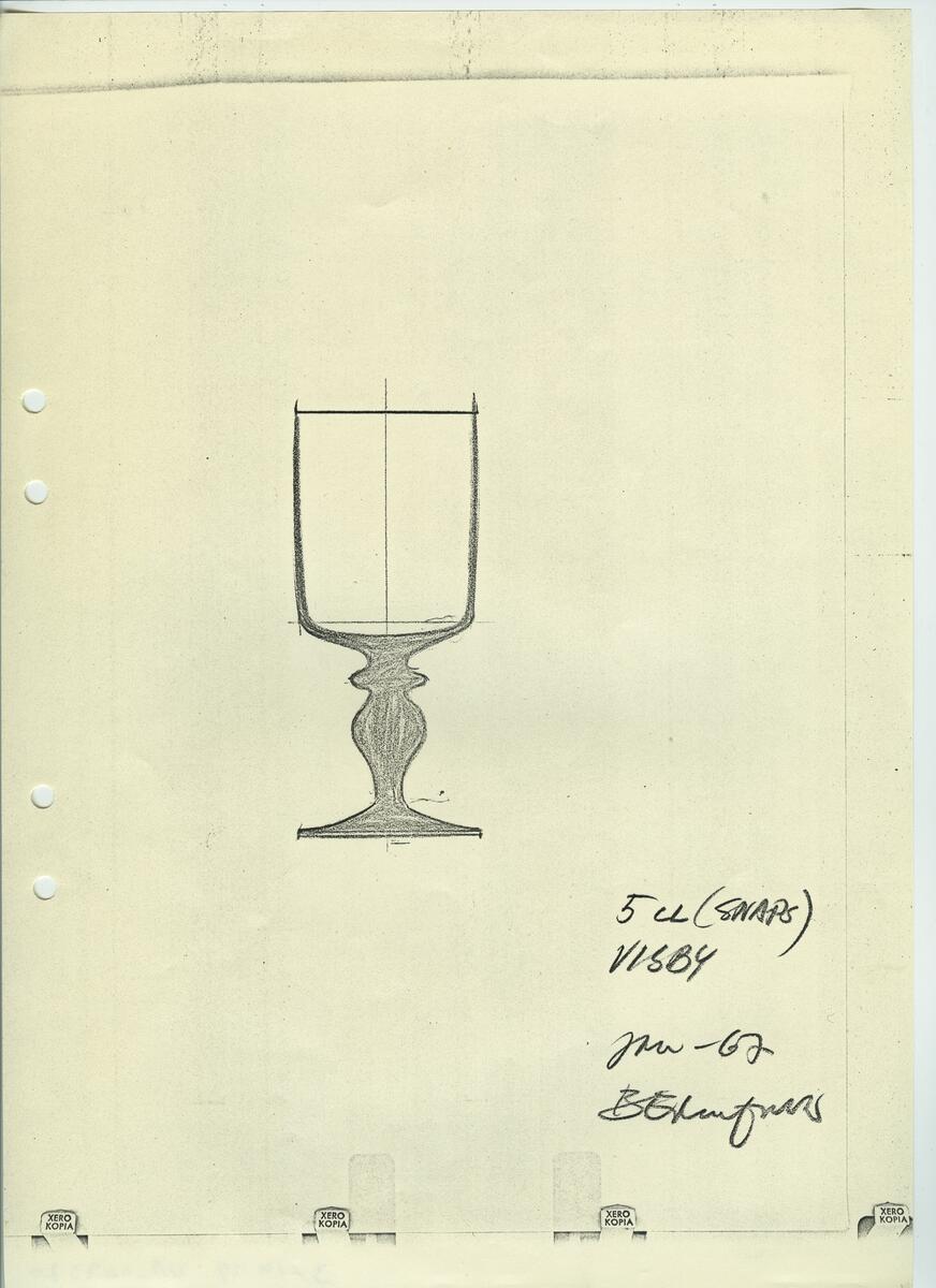 Materialet innehåller skisser till glasserviser, ishink, vaser m.m. 50 skisser daterade 1965. 37 skisser daterade 1966. 83 skisser daterade 1967.