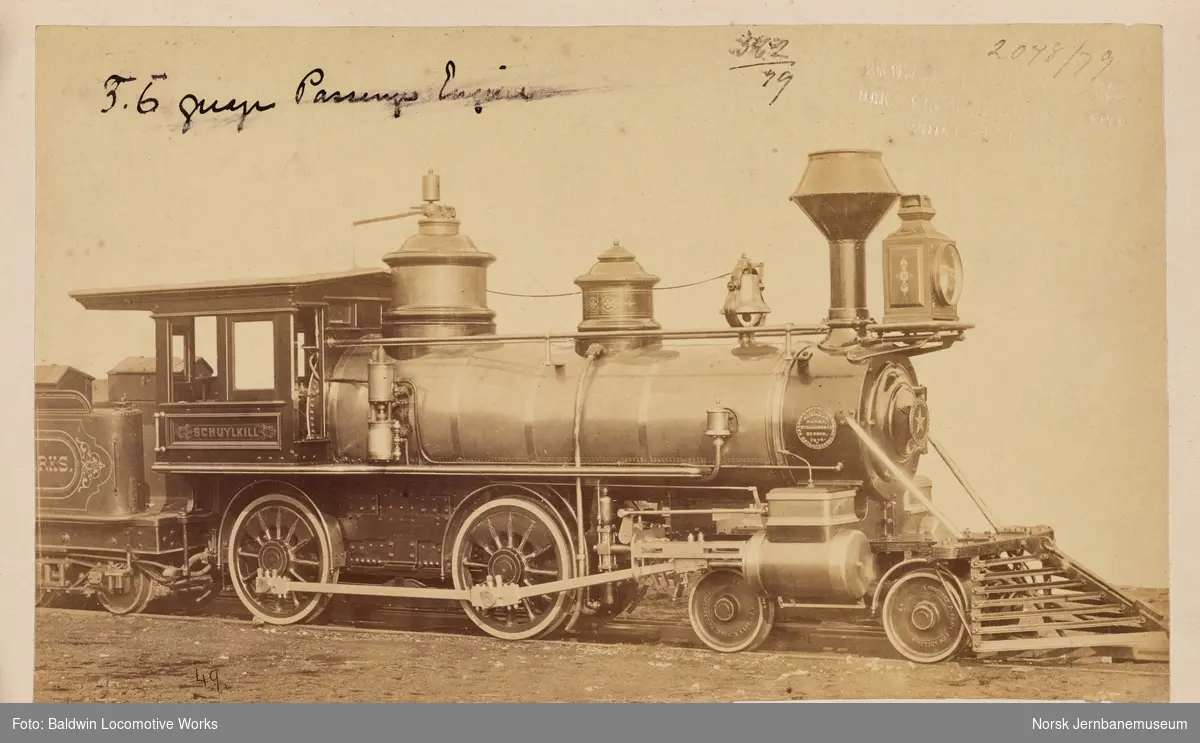 Baldwins leveransefoto av damplokomotiv NR. 1 SCHUYLKILL levert til Foxburgh, St. Petersburg & Clarion, USA i 1876. Sporvidde 3 fot