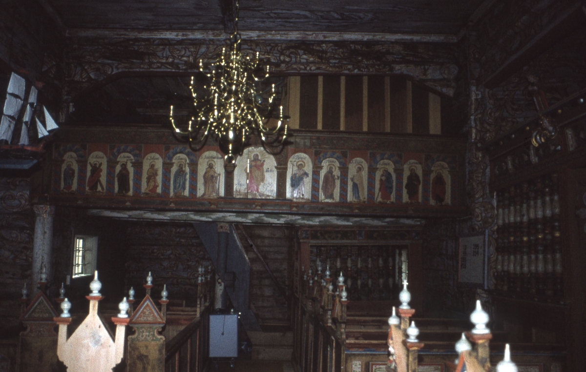 Interiør Kvikne kirke 1977