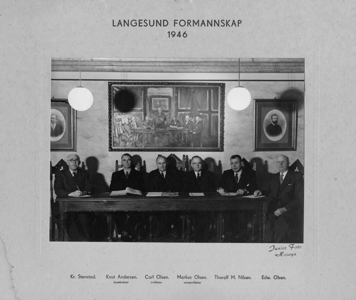 Langesunds Formanskap 1946, med ordfører Carl Olsen i midten.