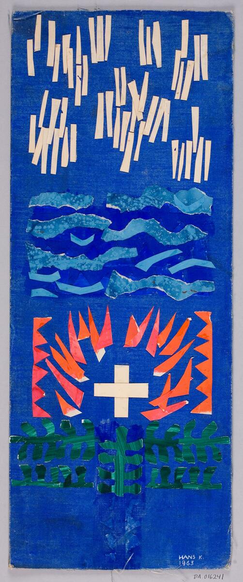 Collage i skala 1:10 till ett textilt konstverk i ryssväv, med pappersbitar monterade på tyg. Överst finns tunna vertikala streck, därunder vågor, därefter eld och ett kors och nederst ett antal blad.