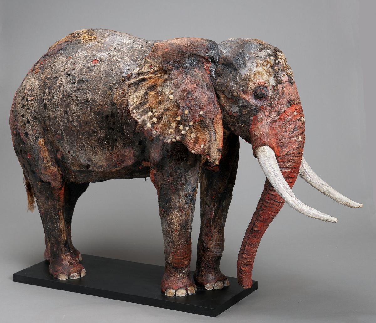 Elefant [Skulptur]