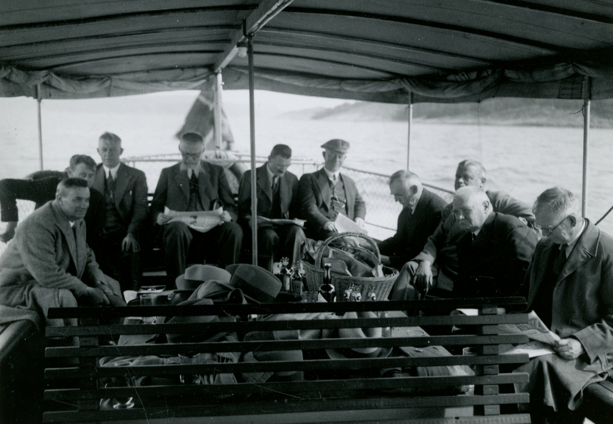 Kornrådet på båten frå Halden til Hvaler 28.8.1936.