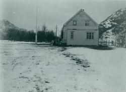 Poståpneriet i Emil Hansliens hus "Brækkan" i Grense Jakobse