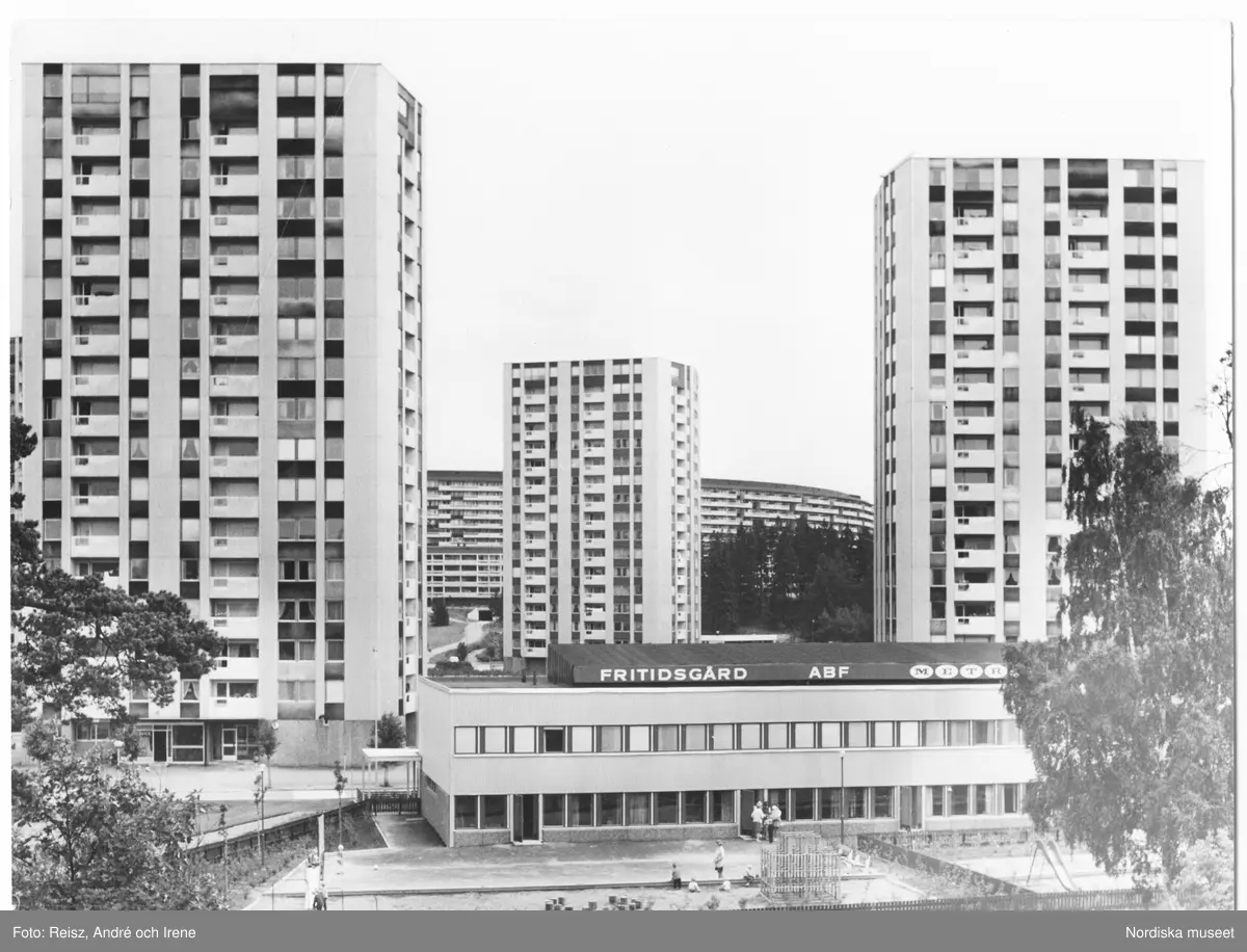 Stockholm. Täby. Grindtorps höghus. - Nordiska museet / DigitaltMuseum