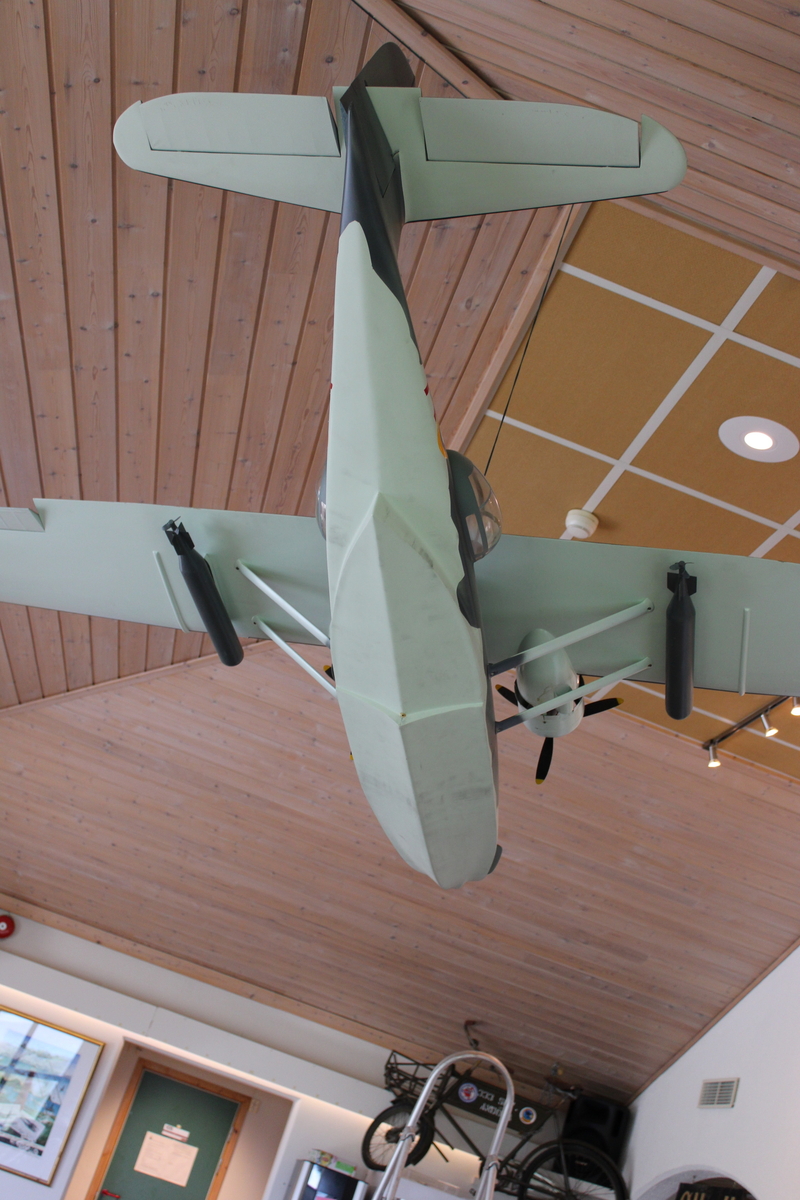 Modell av Catalina, bygget av Rolf Rørbu. Flyet er utstyrt med to stk OS 70, 4 takt motorer. Byggeår 2002.
