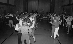 Prekeil'n, skuleavis Vågå ungdomsskule, 1974-84
Elevfest,