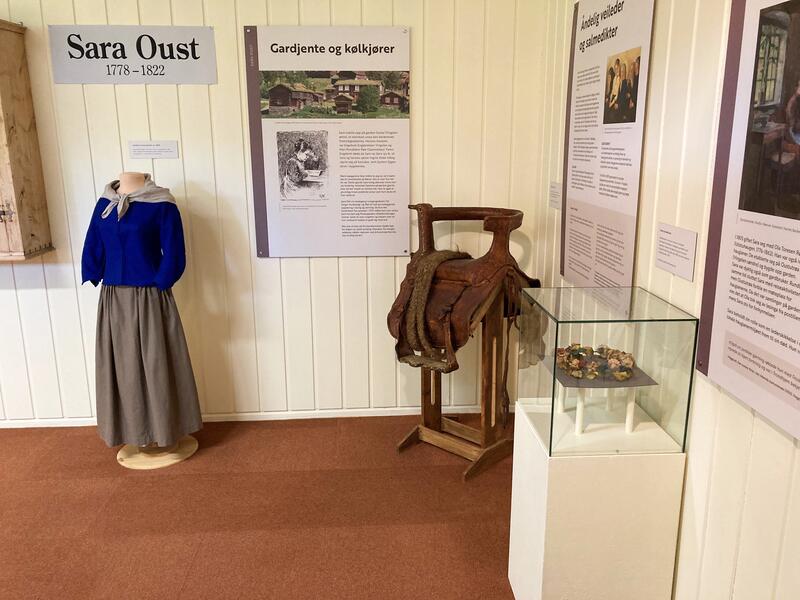 Sara Oust-utstilling i Vingelen kirke og skolemuuseum