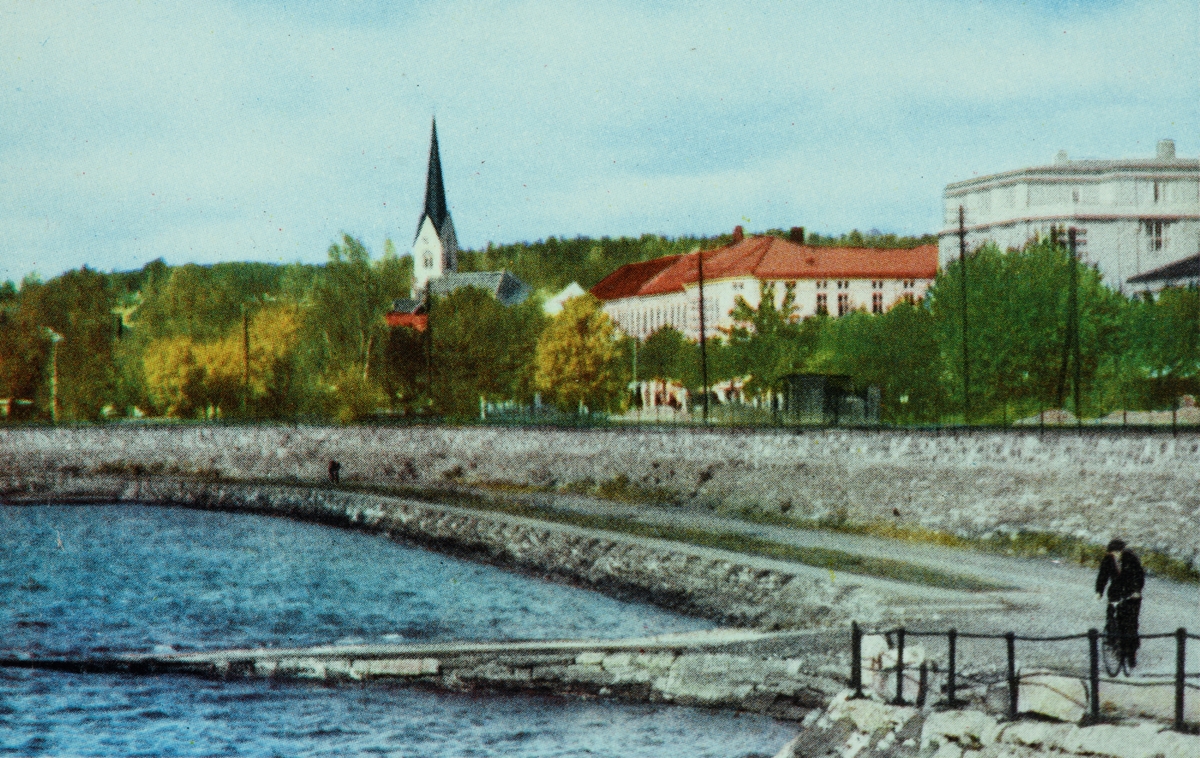 Postkort, Hamar, Victoriaundergangen, brygge, jernbanefylling, Hamarbukta, åttemetersplanet,