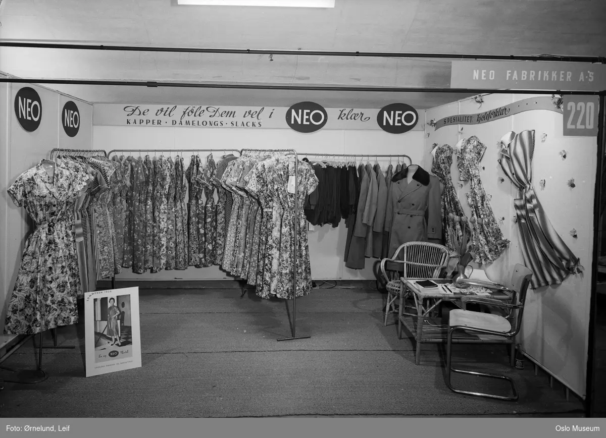 Konfeksjonsfabrikk i Bergen. Produserte dame-, herre- og barnekonfeksjon, spesielt forkle, barnekjeledressar, bukser og sportstøy i varemerket Neo.
