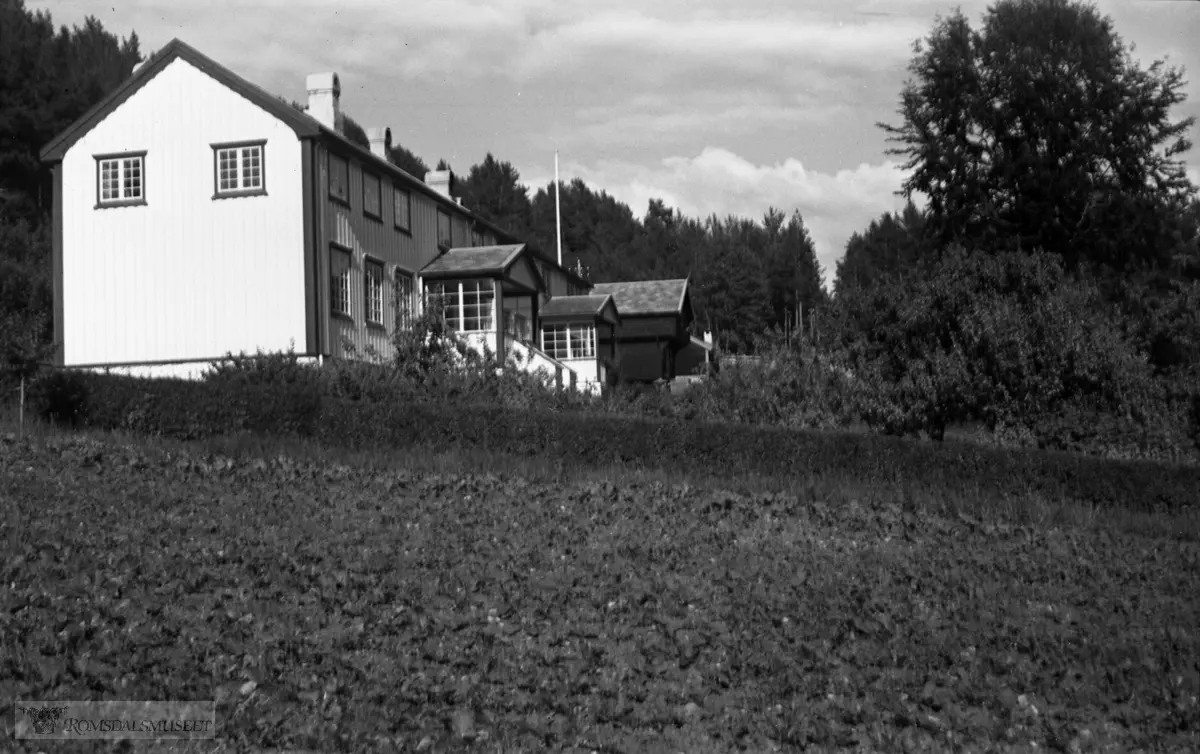Fra Jonas Lied samlingen., Sølsnes gård