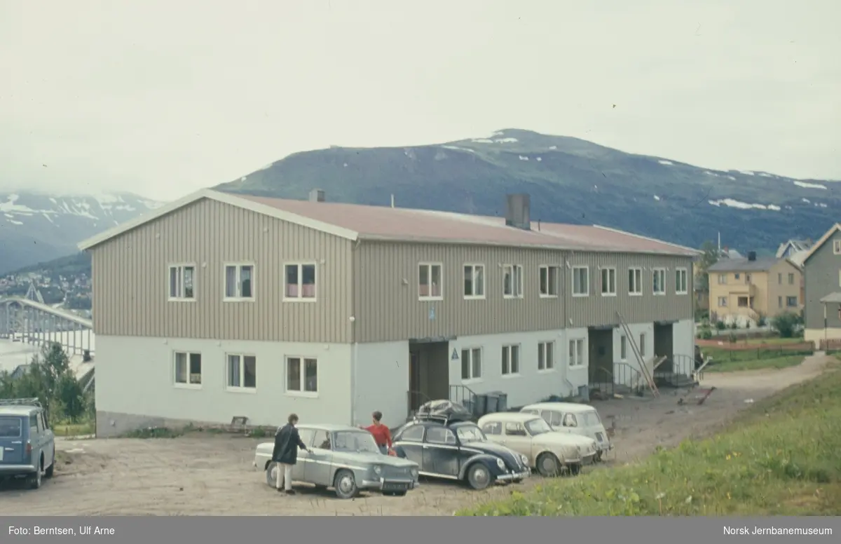 Ved ungdomsherberget i Tromsø