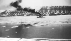 Tekst med bildet: 1939 " Isbjørn" i Braganza Van Mijens B.