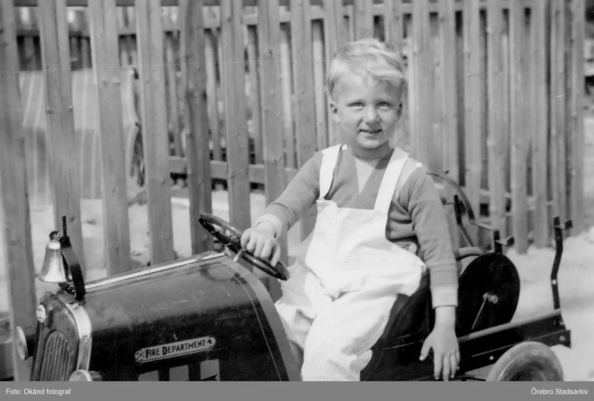 Pojke med trampbil

Philip Ahlgren (4 år).