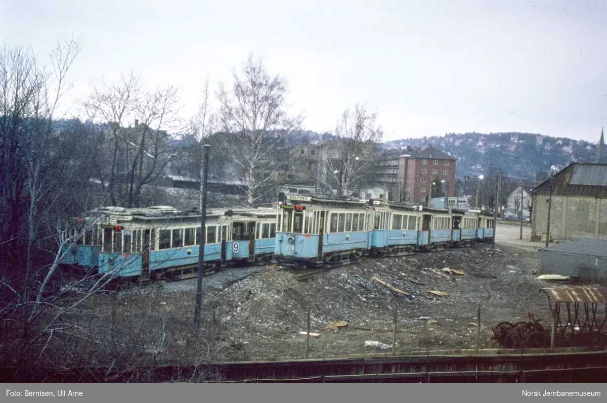 Oslo Sporveiers SS-sporvogner hensatt for opphugging ved Vålerenga vognhall