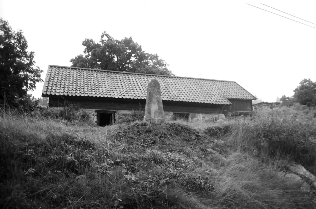I augusti 1962 nyupprest milsten vid Beateberg.