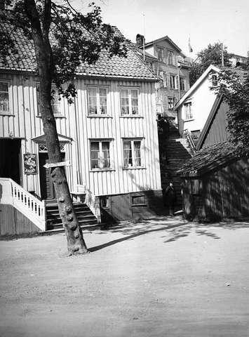 Prot: Kragerø Martinis trapp