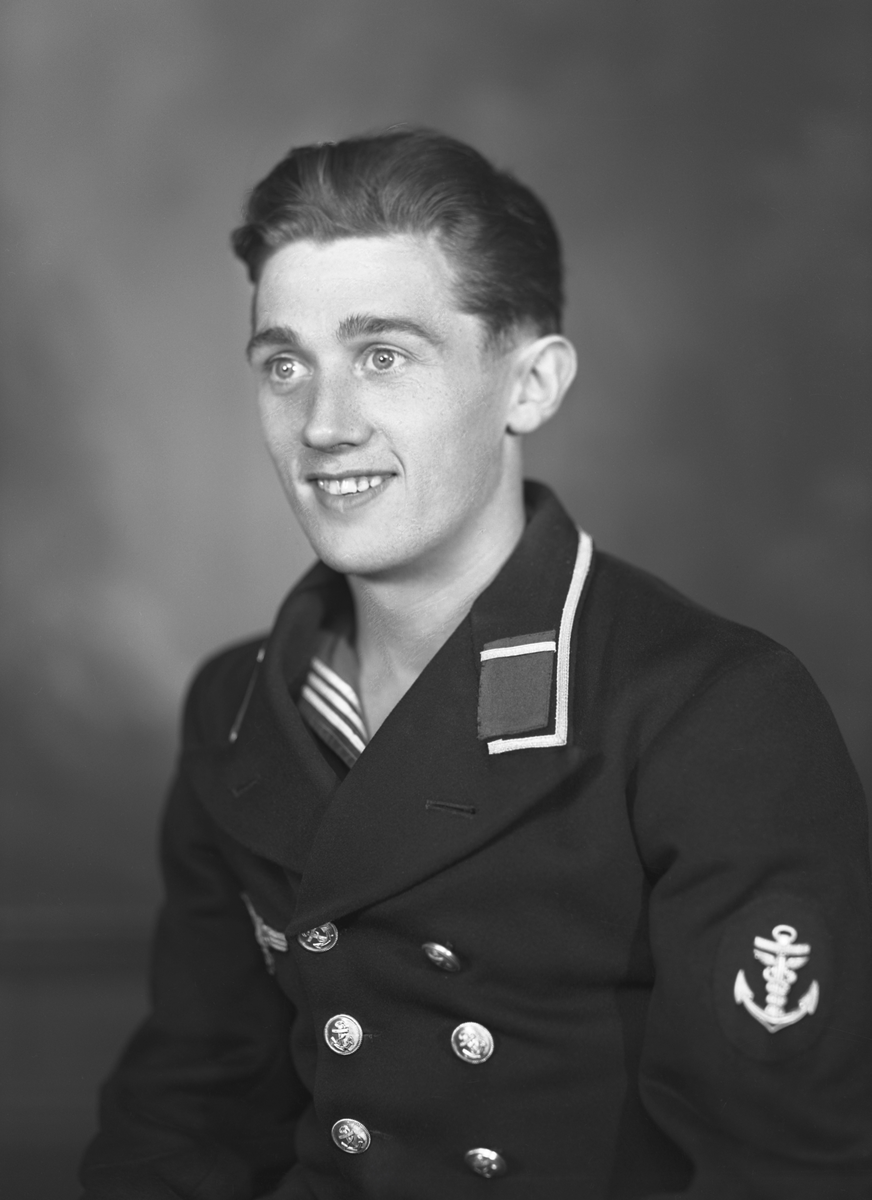 Portrett av tysk soldat. Bestillers navn: Torvalt Mat. Gyzegosz. Kriegsmarine.