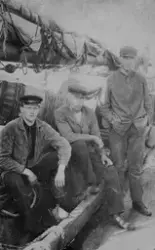 Mannskap ombord seglbåt, 1917