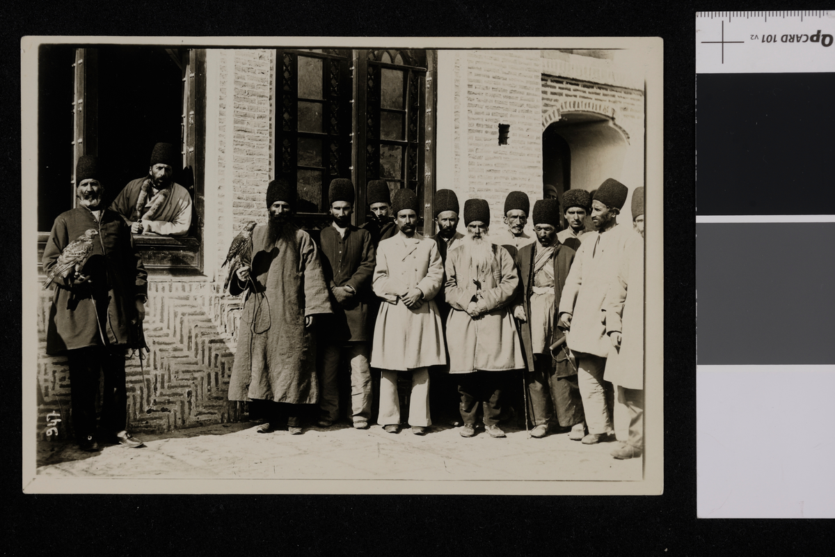 Jaktlaget til Shahn. Fotografier tatt av/ samlet inn av Elisabeth Meyer fra reise til Iran 1929.