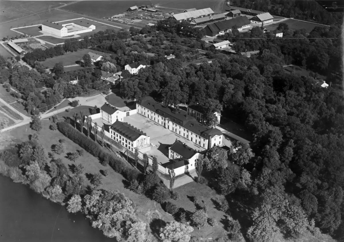 Flygfoto över Svartsjö slott.
