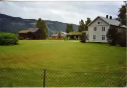 Jørgenmoen en av de eldste gårdene på Nesflata. På gården st