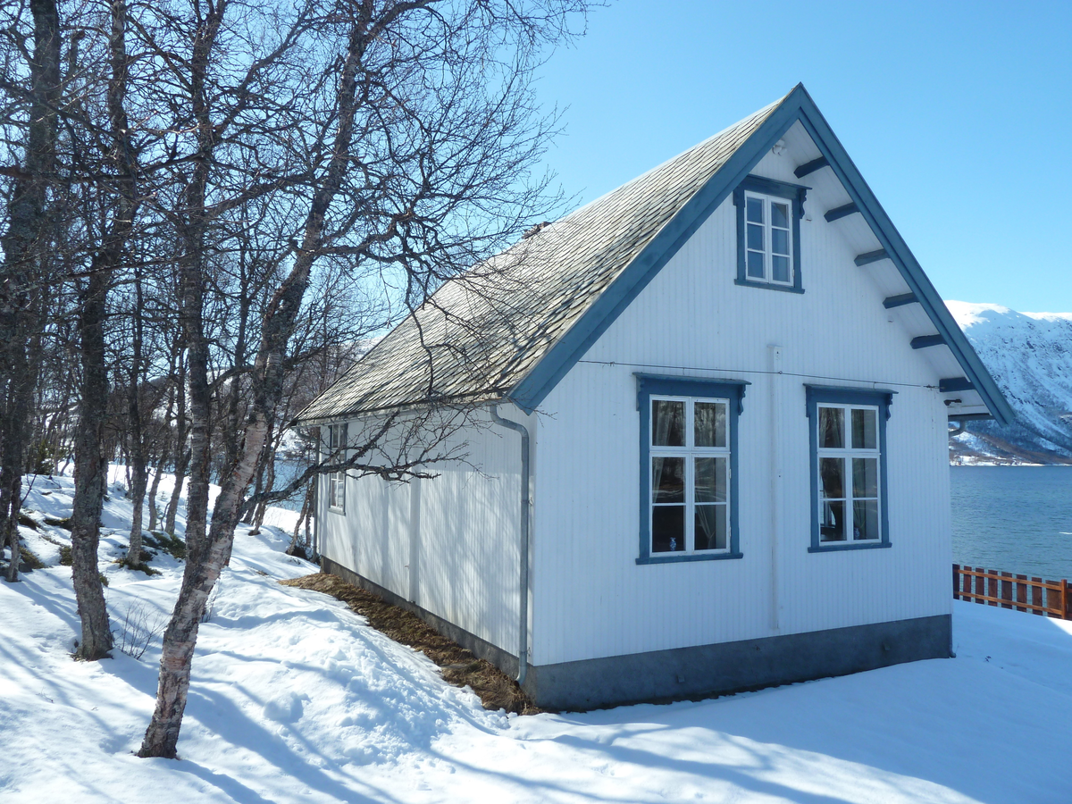 Skolestue fra Nordfjord i Malangen, bygd i 1916.
