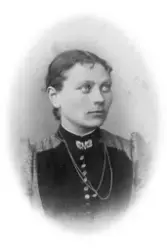 Karoline Snekkerstuen (f. 1872 g. Paulsen)