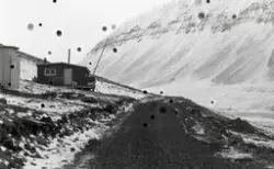 Svalbard turns hytte i Bjørndalen. Store Norske jobbet i 197