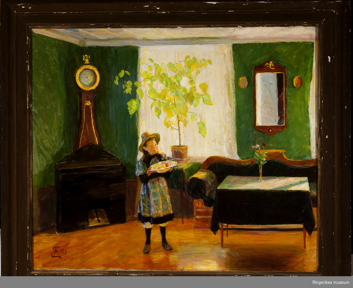 Interiørmotiv  fra en flott stue.  interiør fra Mo gård. Maleriet er signert A E 95. Maleren er August Eiebakke, født i Askim 25 april 1867 og død i Oslo 21 juli 1938. Maleriet måler 120 X 105 cm.