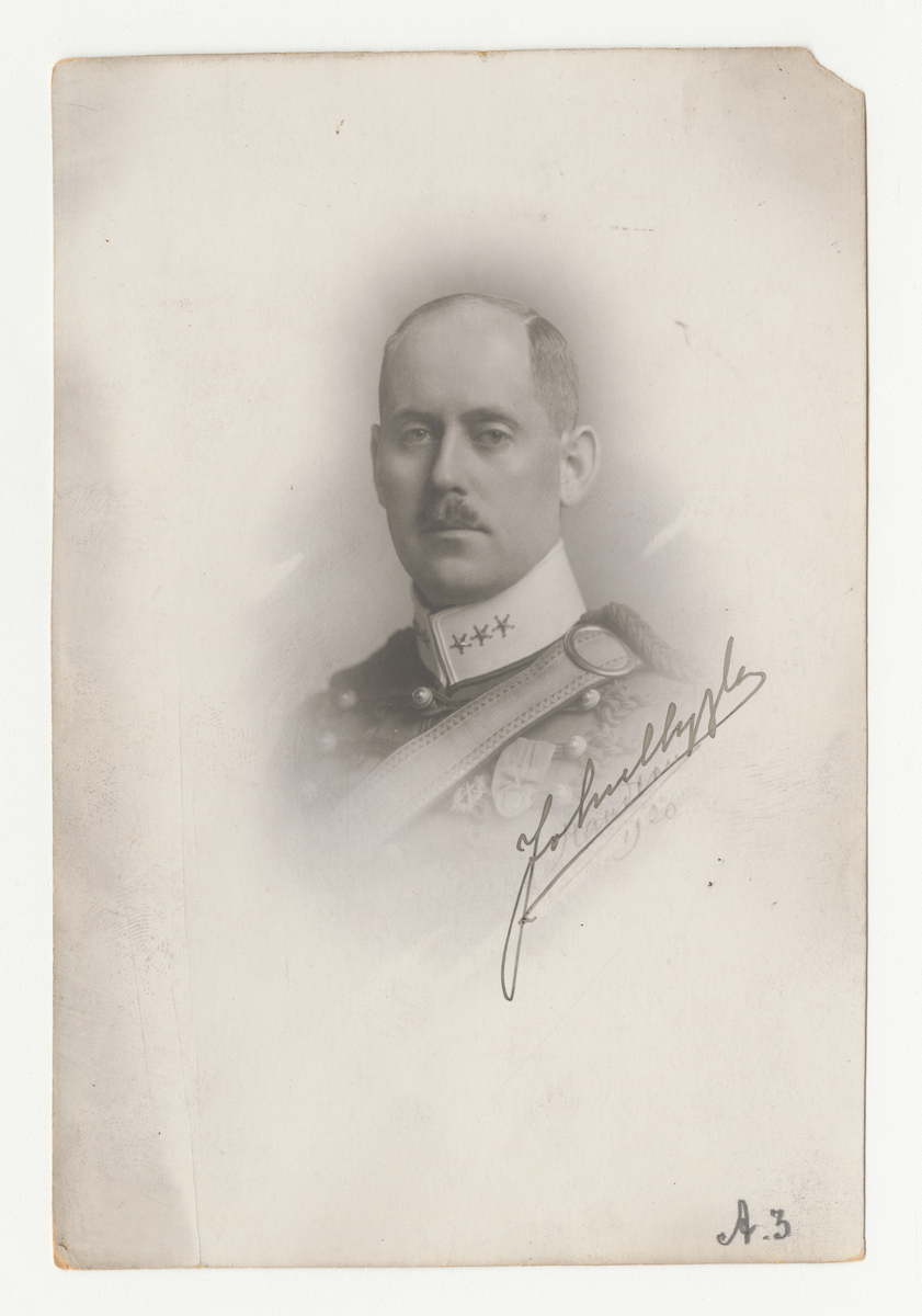 Porträtt av John Uggla, kapten vid Wendes artilleriregemente A 3.