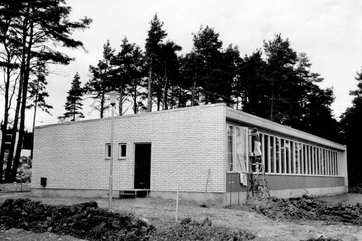 S:ta Gertrudsskola uppförs i Västerås 1965