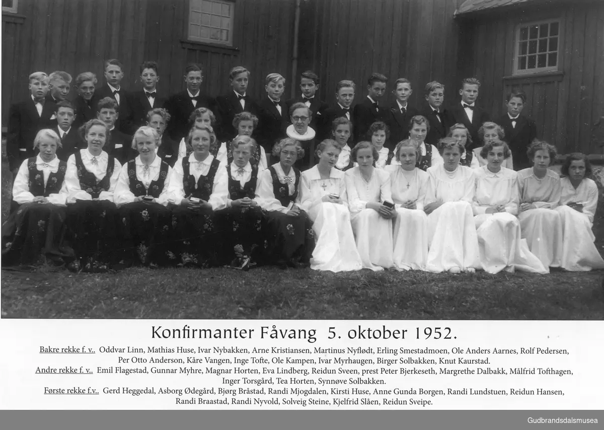 Konfirmanter Fåvang 5 Oktober 1952.
