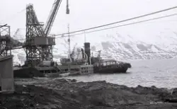 Det sovjetiske skipet "Evenk" til kai ved Hotellneset. 20 kv